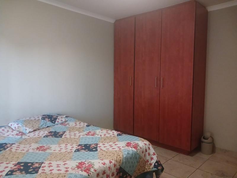 To Let 3 Bedroom Property for Rent in Waterval East North West